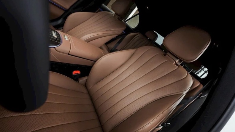 Da thật E200 Exclusive All new