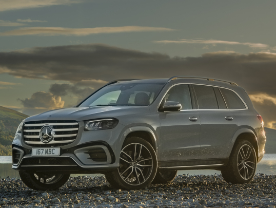 Than xe GLS450 Facelift Phiên Bản Mercedes GLS 450 Facelift 2025: Ra Mắt và Nhận Cọc Xe