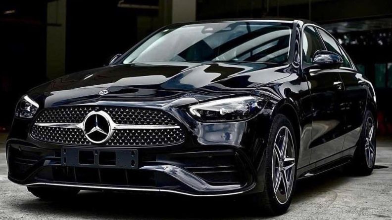 Ngoại thất C300 AMG