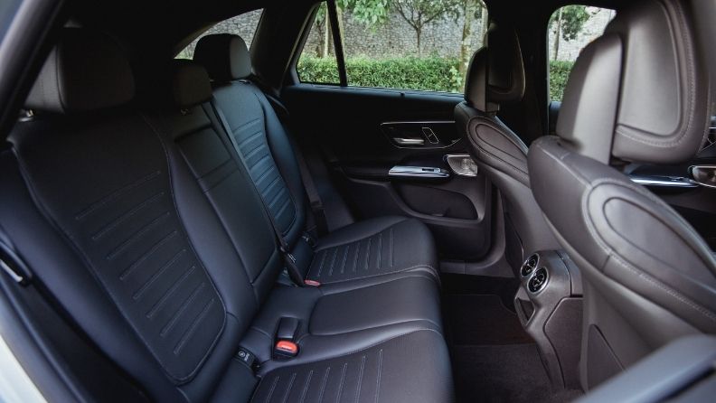 Hang ghe sau GLC300 Da Nang Nội Thất Mercedes GLC300 4Matic có gì ?