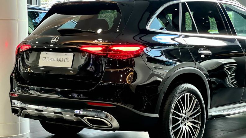Đèn hậu GLC200 4matic