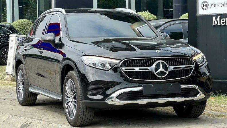 Mẹc GLC200 4matic