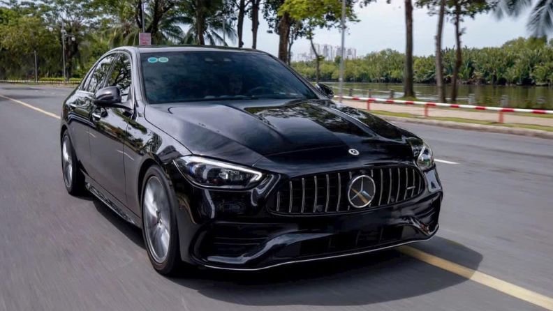 Mặt ca lăng Panamera C43