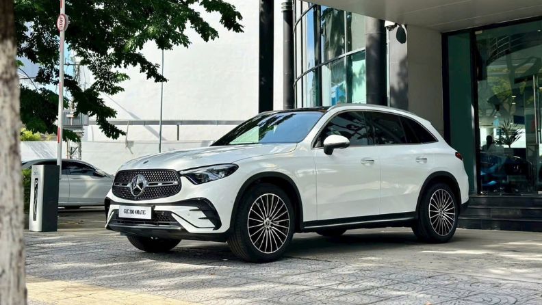 Giá Mercedes GLC 300 4MATIC và dự toán lăn bánh tại Đà Nẵng 19 Giá Mercedes GLC 300 4MATIC và dự toán lăn bánh tại Đà Nẵng Mercedes-Benz GLC 300 4MATIC